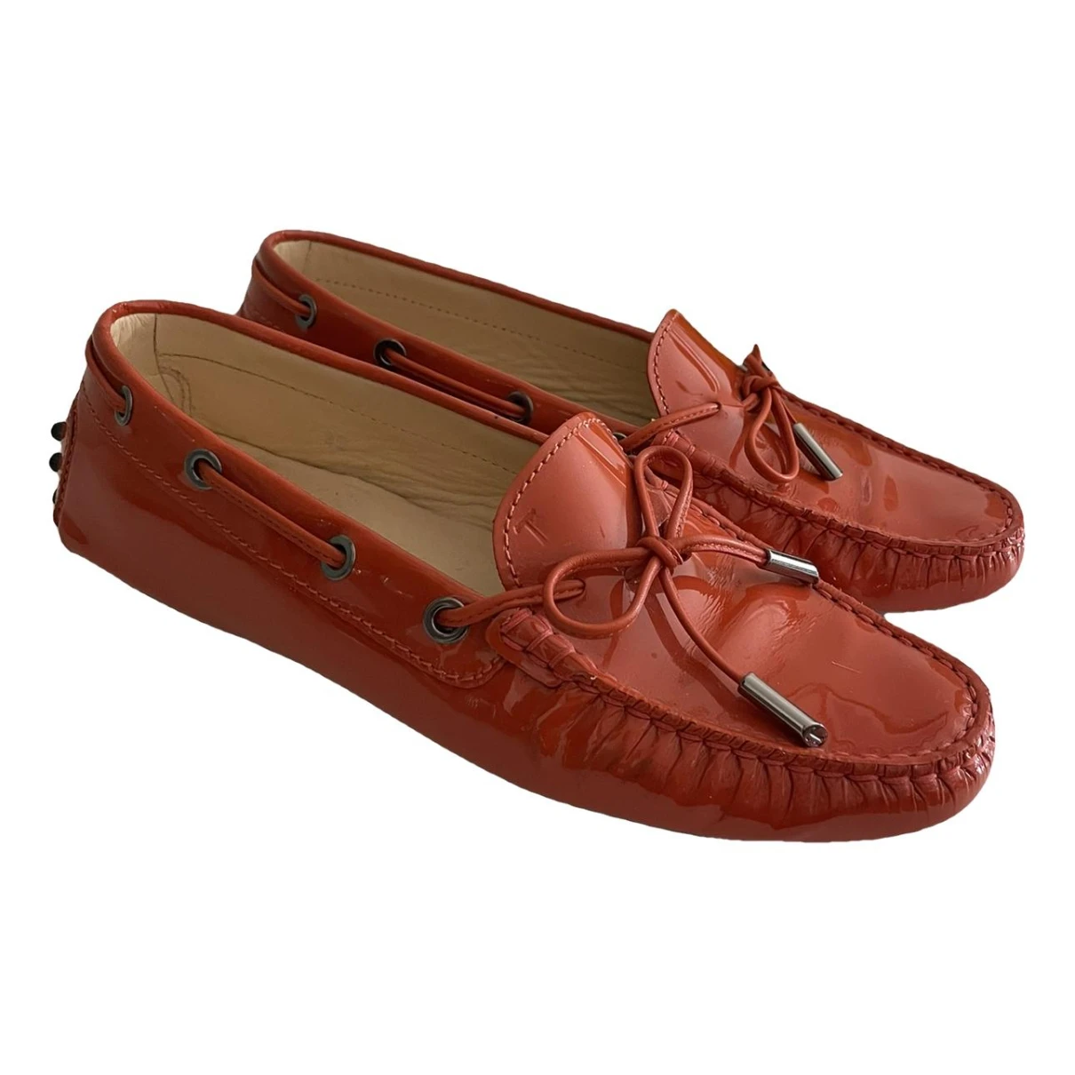 Pre-owned Tod's Gommino Patent Leather Flats In Orange