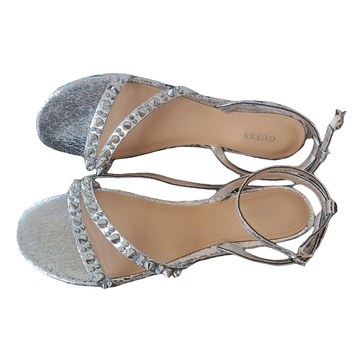 Pre-owned Guess Leather Sandal In Silver