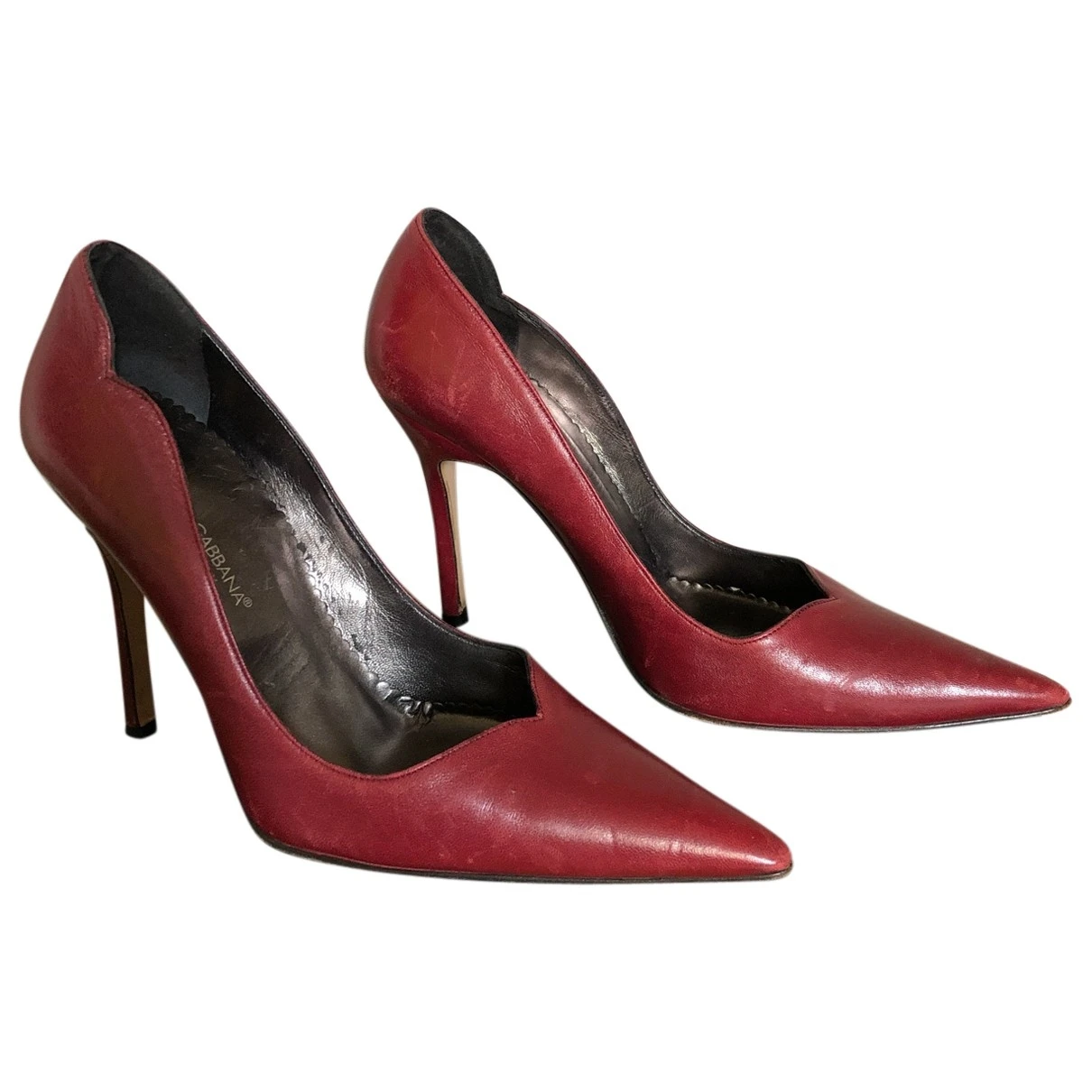 Pre-owned Dolce & Gabbana Leather Heels In Burgundy