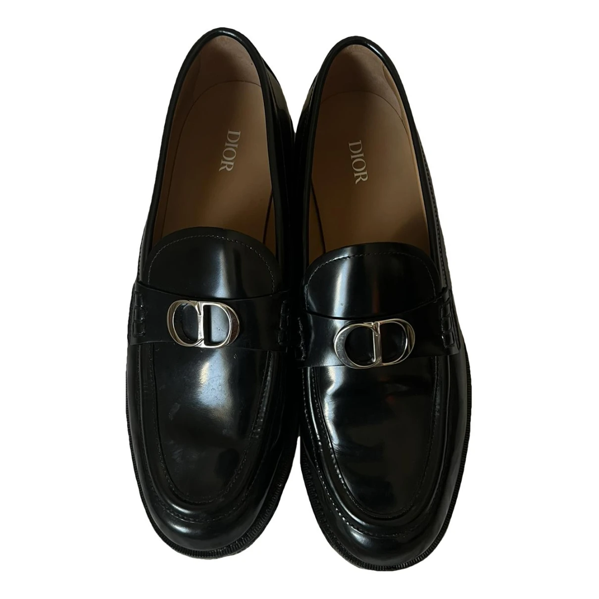 Pre-owned Dior Patent Leather Flats In Black
