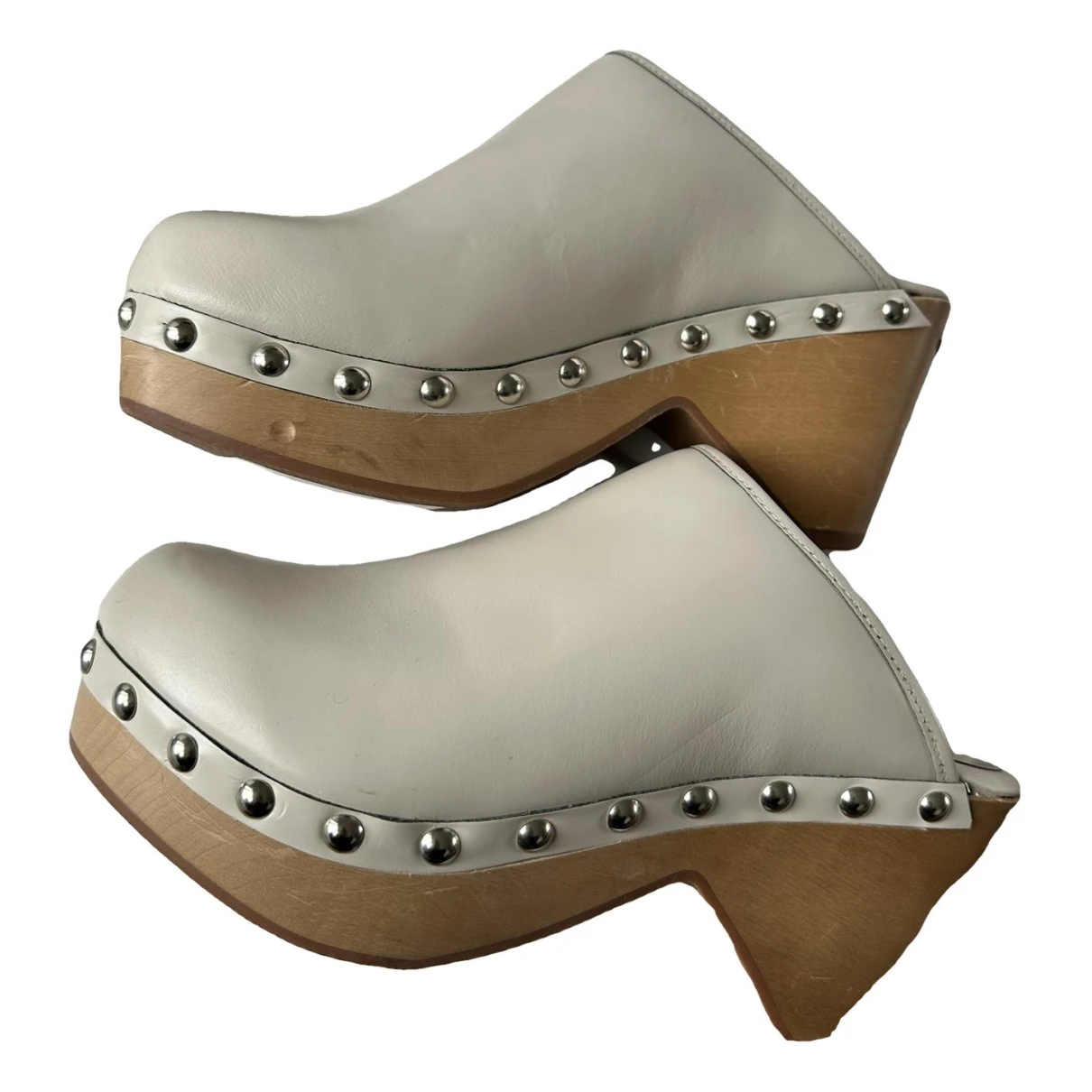 Pre-owned Isabel Marant Leather Mules & Clogs In Ecru