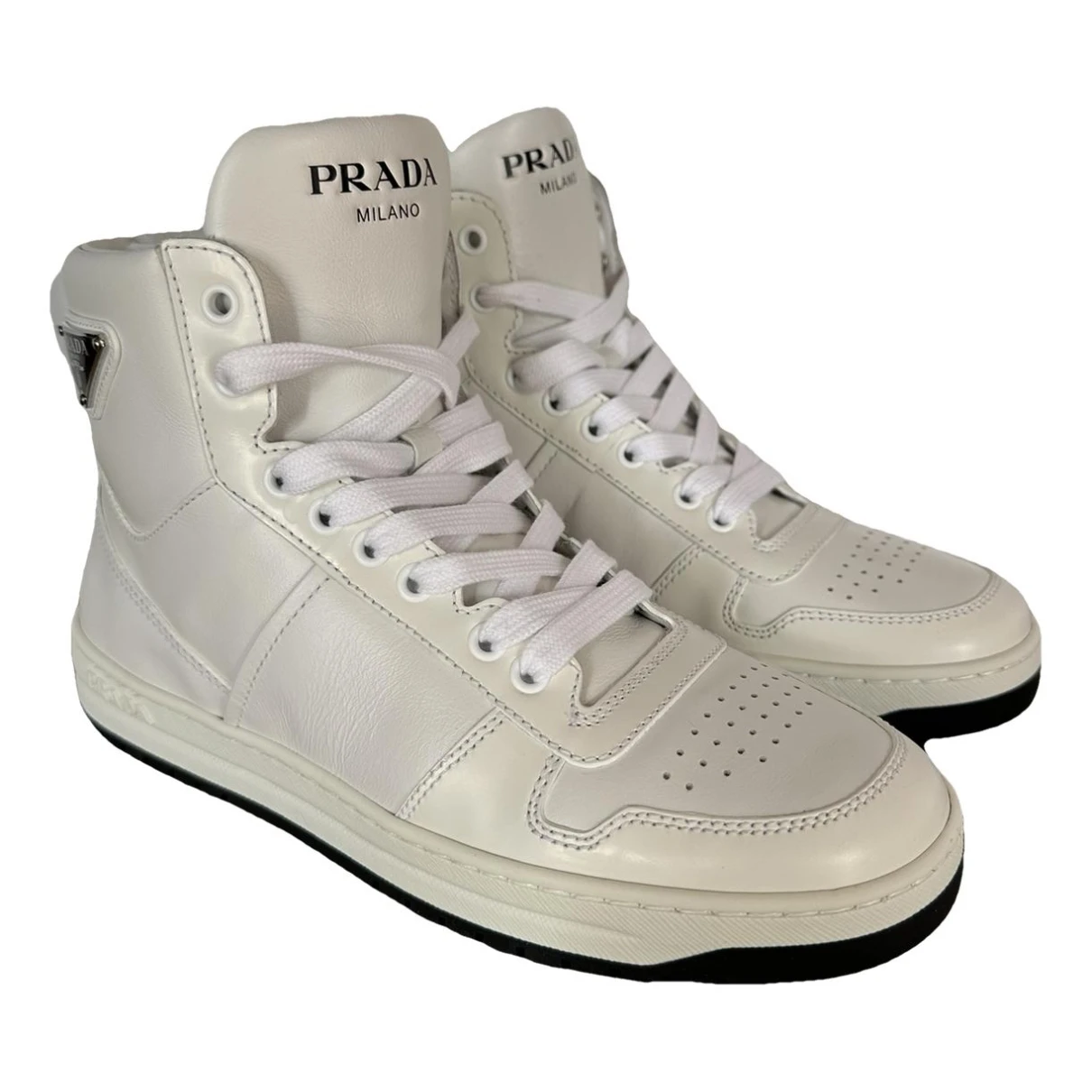 Pre-owned Prada Downtown Leather Trainers In White