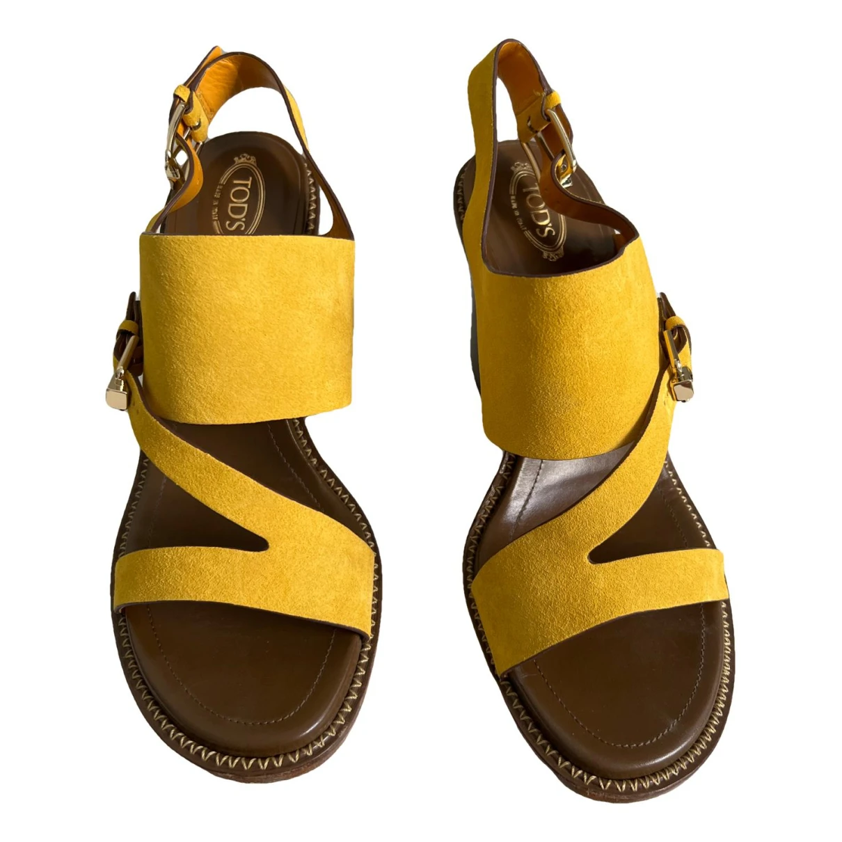 Pre-owned Tod's Sandal In Yellow