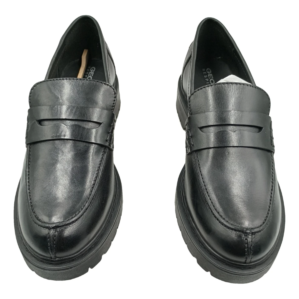 Pre-owned Geox Leather Flats In Black