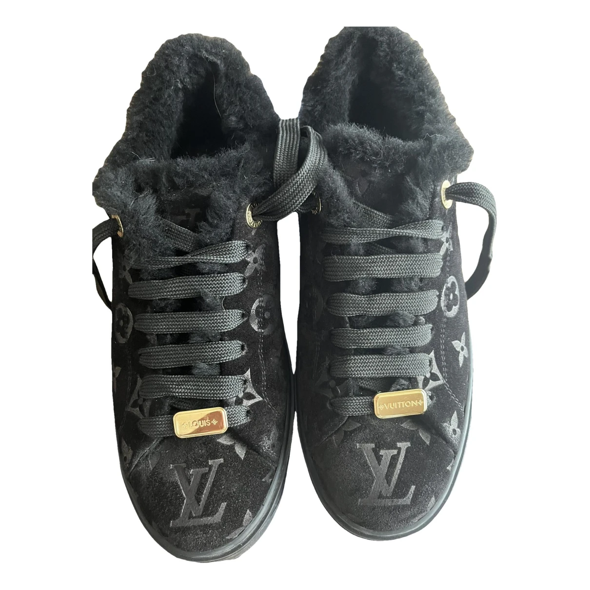 Pre-owned Louis Vuitton Time Out Trainers In Black