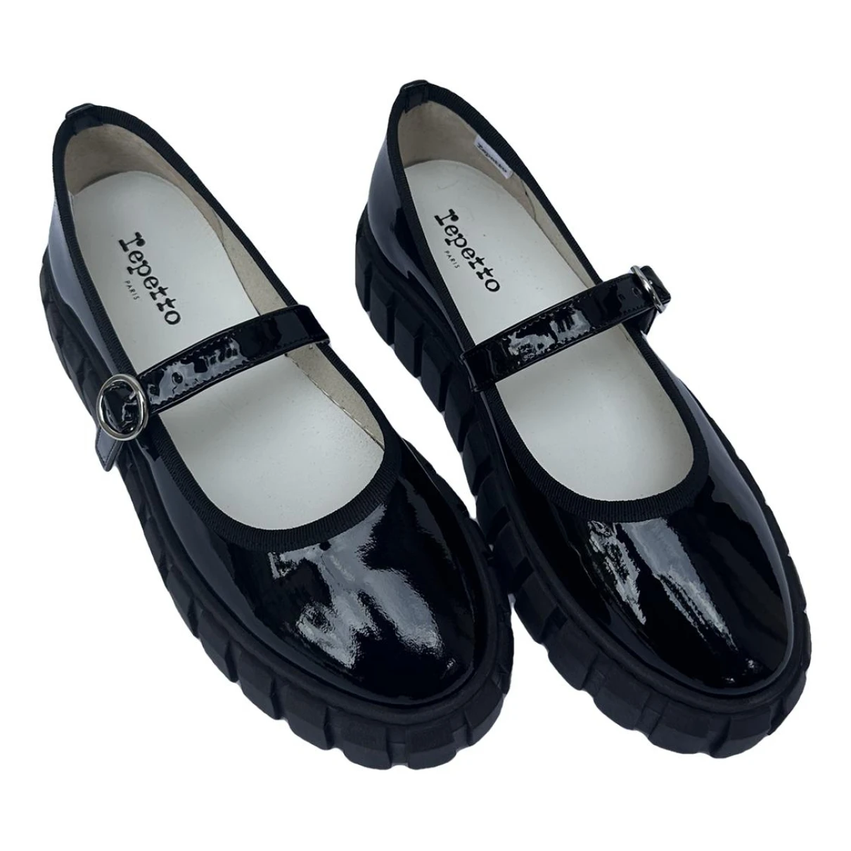 Pre-owned Repetto Leather Flats In Black