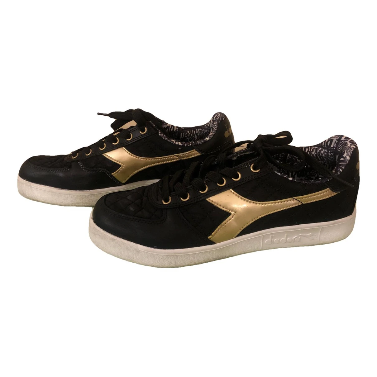 Pre-owned Diadora Leather Trainers In Black