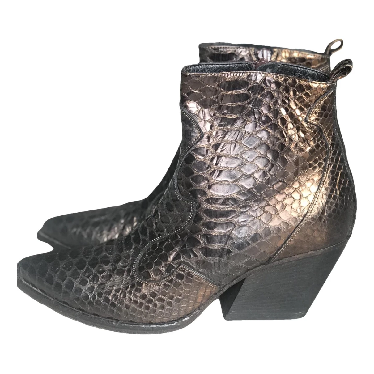 Pre-owned Elena Iachi Leather Cowboy Boots In Metallic