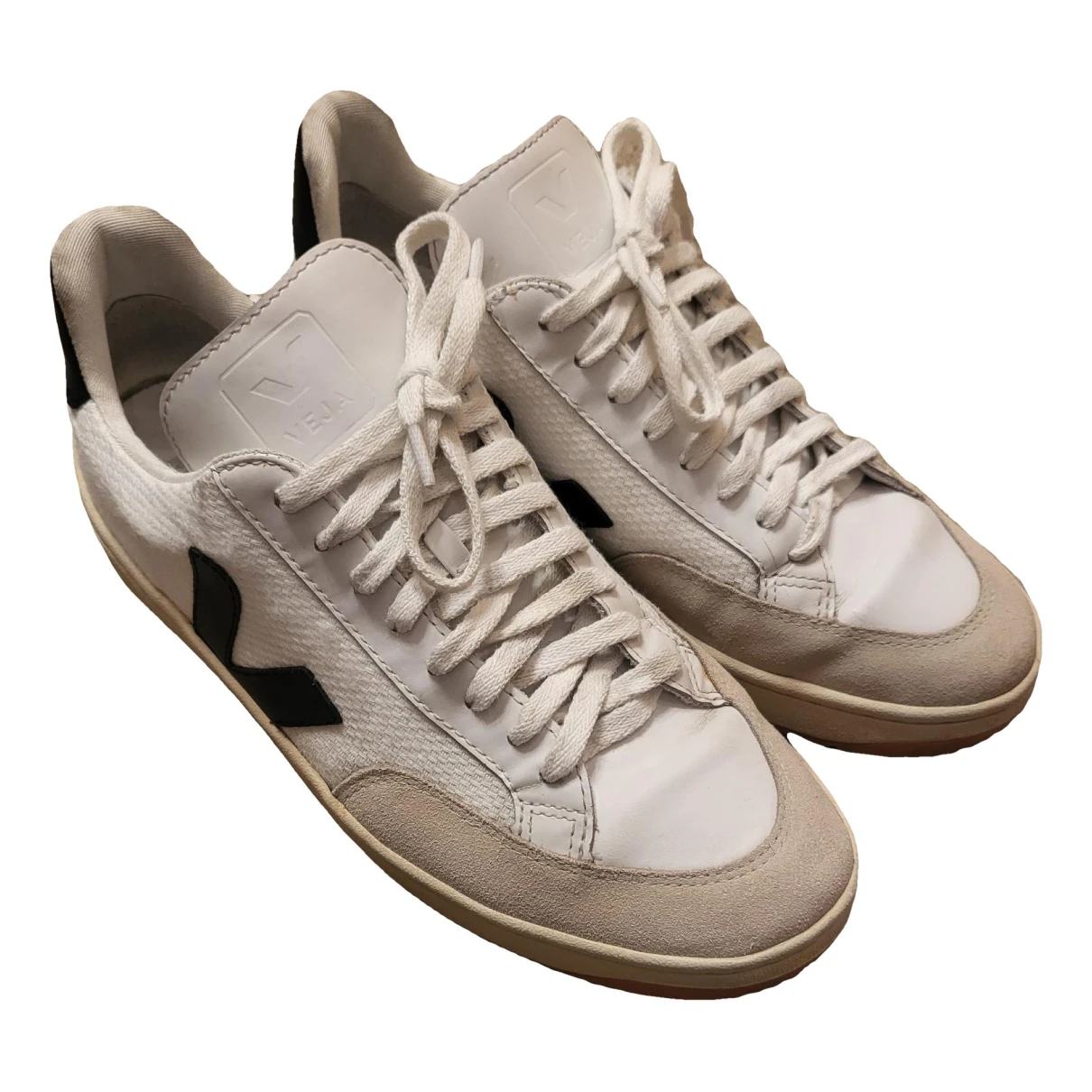 Pre-owned Veja V-12 Cloth Low Trainers In Beige