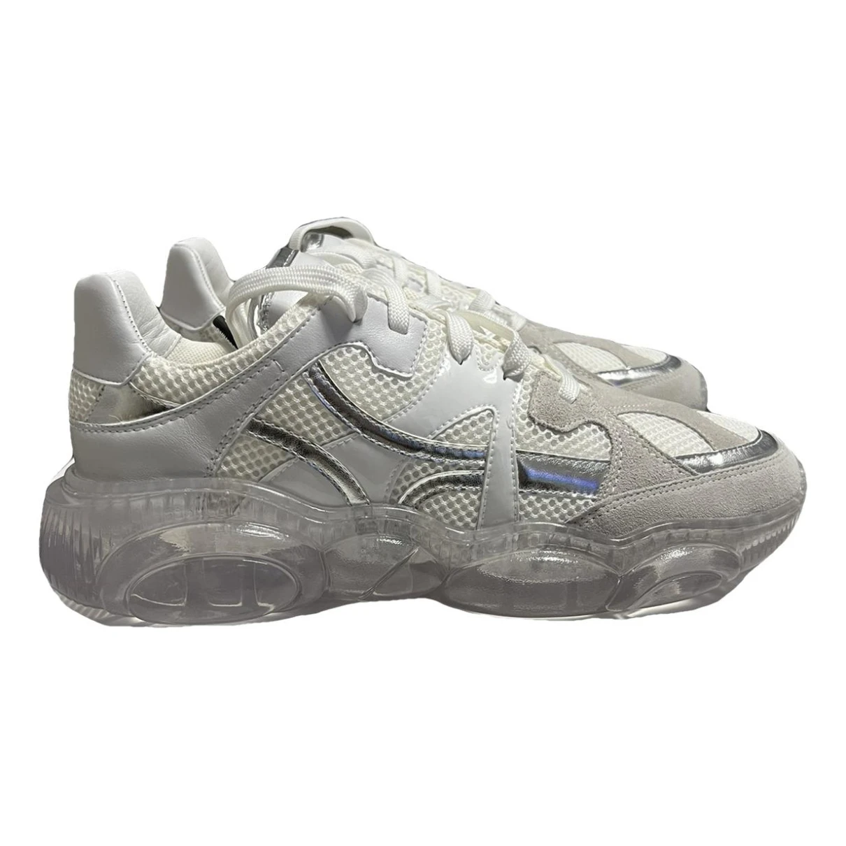 Pre-owned Moschino Leather Low Trainers In White