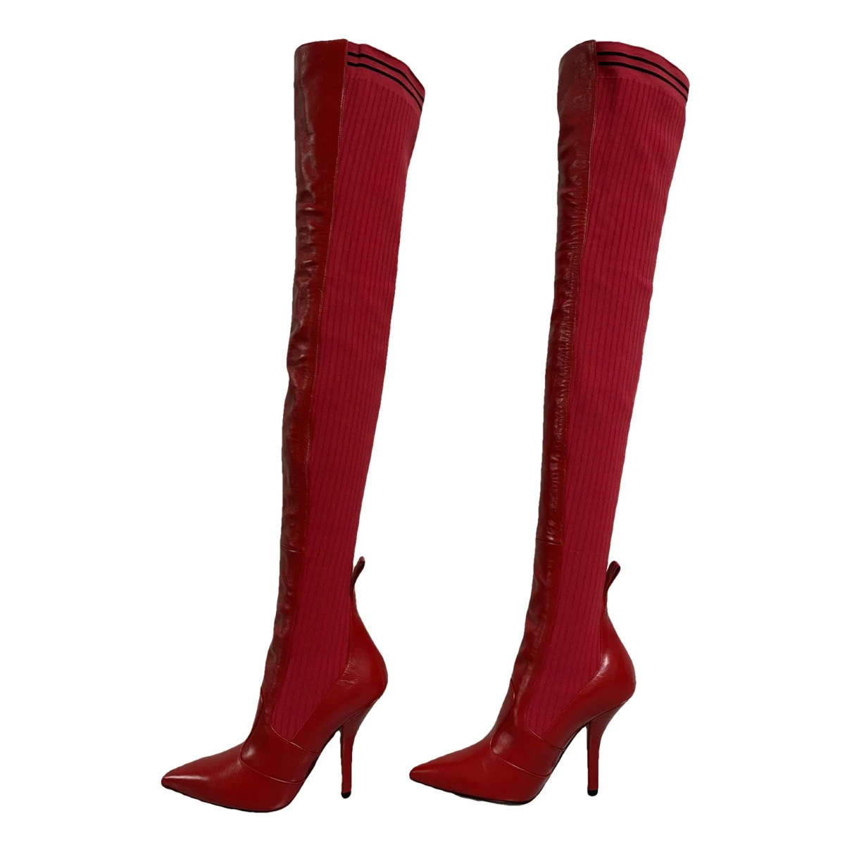 Pre-owned Fendi Colibri Leather Boots In Red