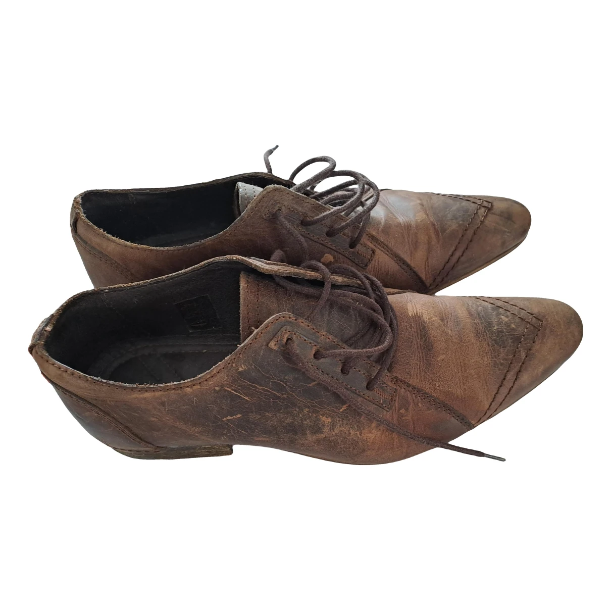 Pre-owned Levi's Leather Flats In Brown