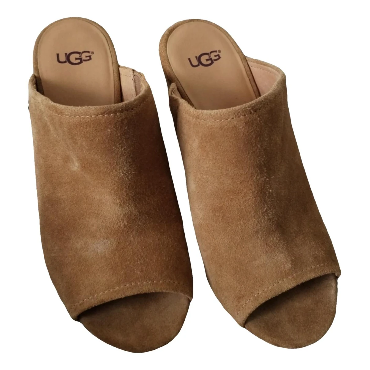 Pre-owned Ugg Leather Sandals In Brown