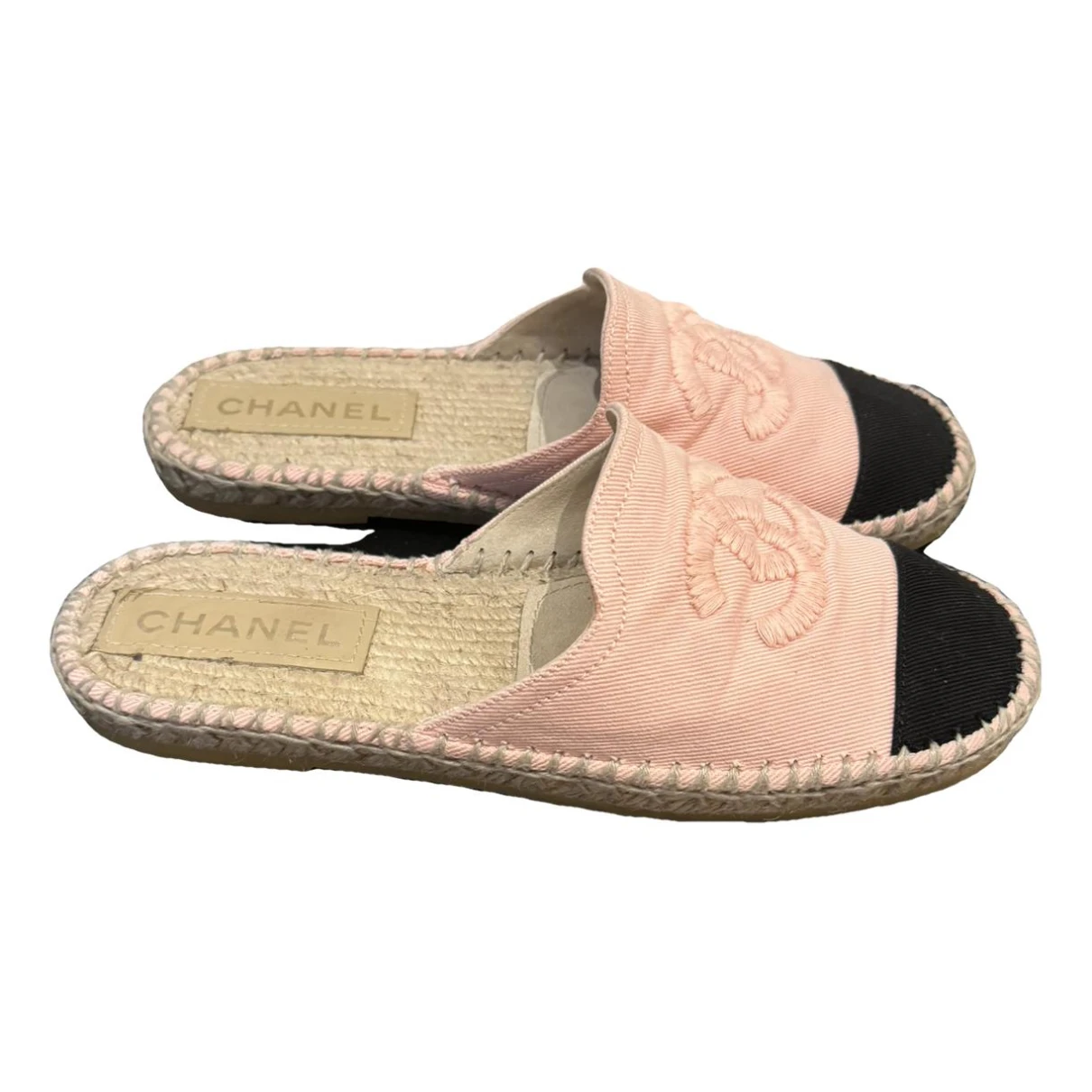 Pre-owned Chanel Cloth Espadrilles In Pink