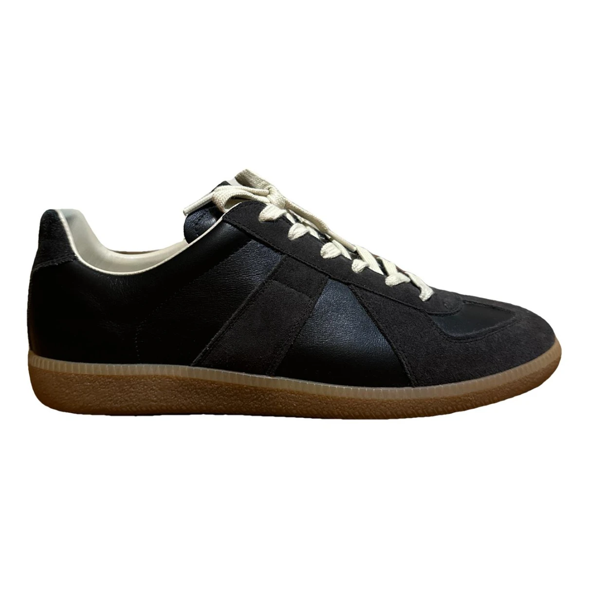 Pre-owned Maison Margiela Replica Leather Low Trainers In Black