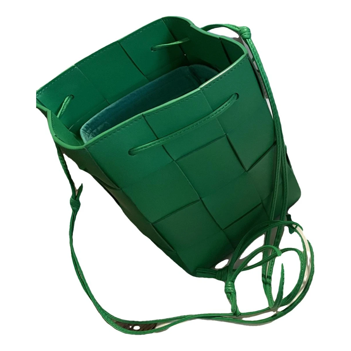 Pre-owned Bottega Veneta Cassette Bucket Leather Crossbody Bag In Green