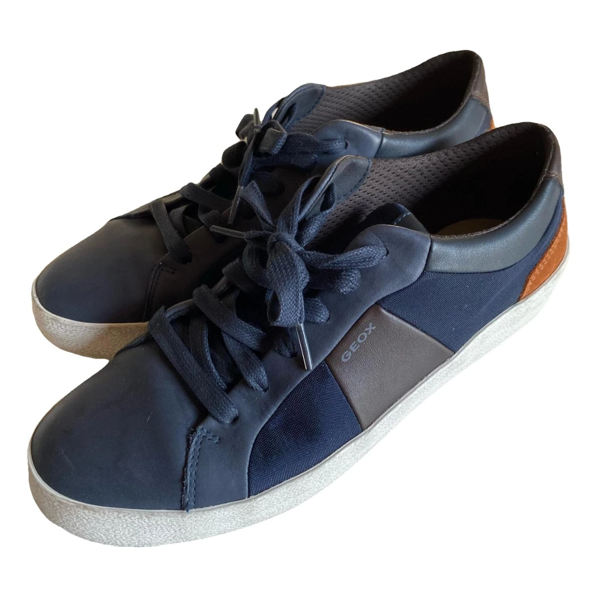 Pre-owned Geox Leather Low Trainers In Blue