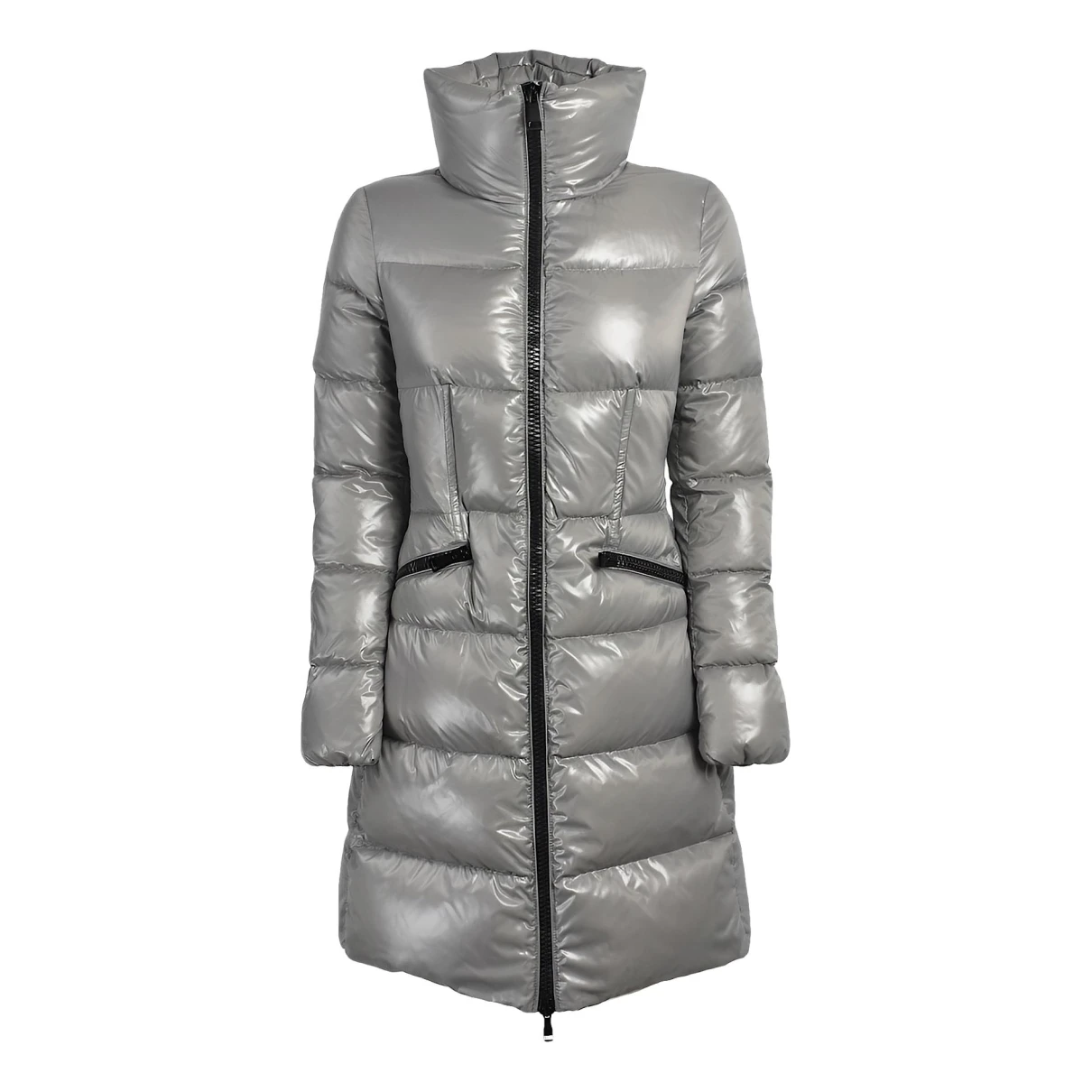 Pre-owned Moncler Puffer In Grey