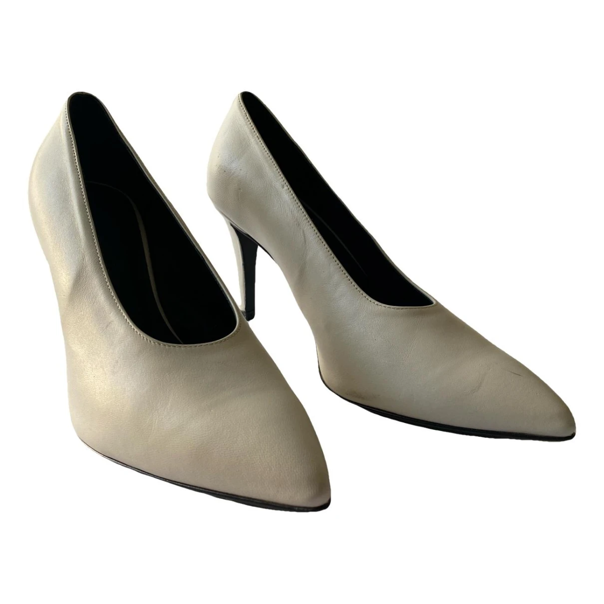 Pre-owned Luca Valentini Leather Heels In White