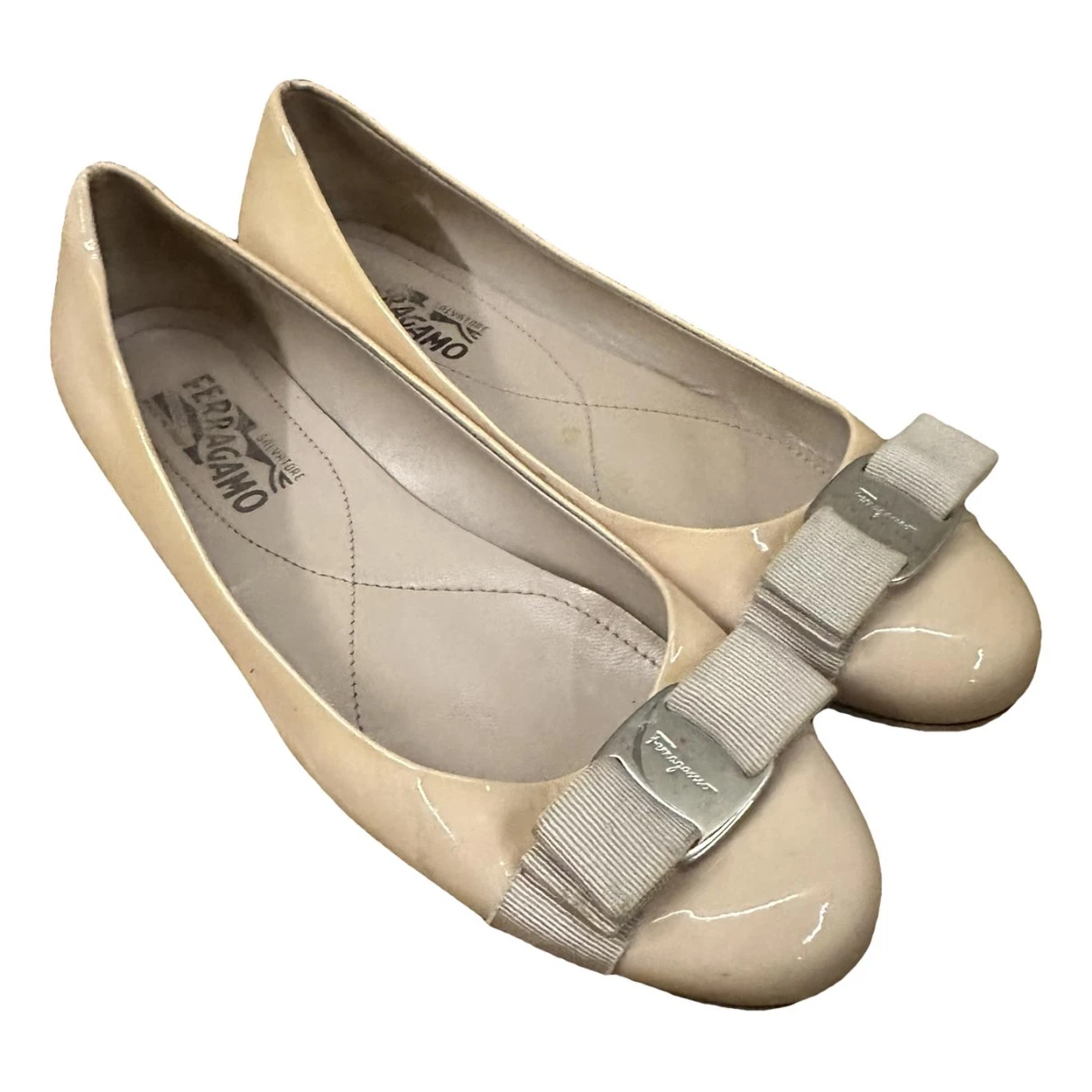 Pre-owned Ferragamo Vara Patent Leather Ballet Flats In Pink