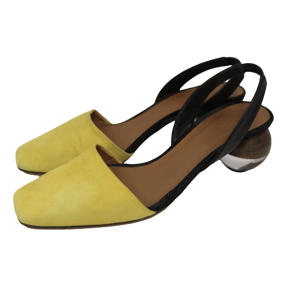 Pre-owned Neous Opus Sandal In Yellow