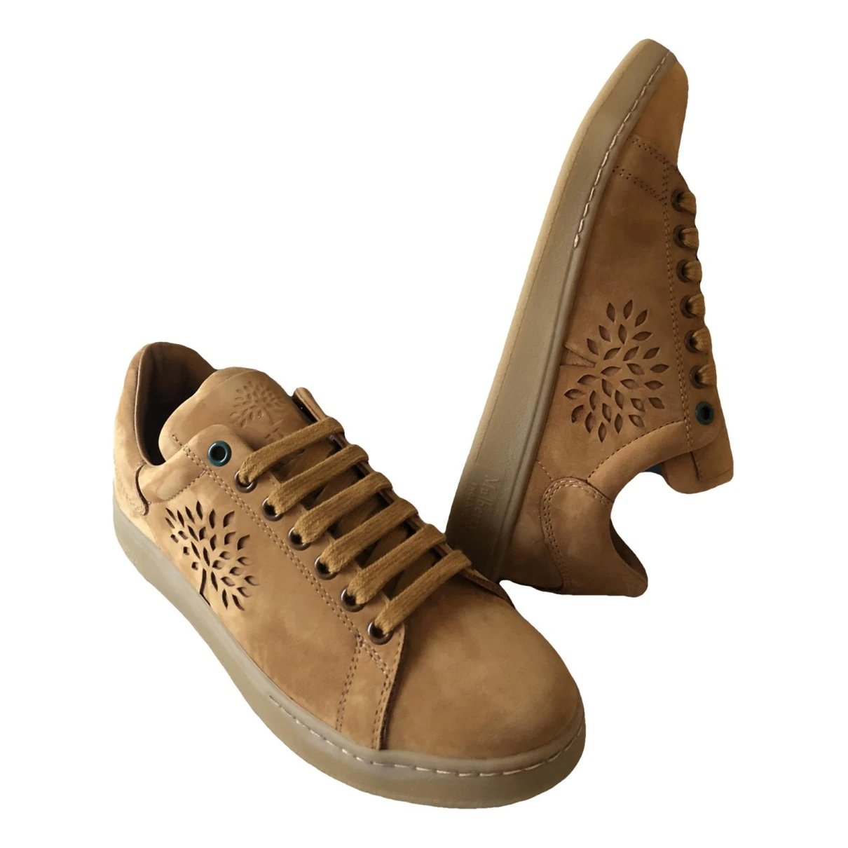 Pre-owned Mulberry Trainers In Camel