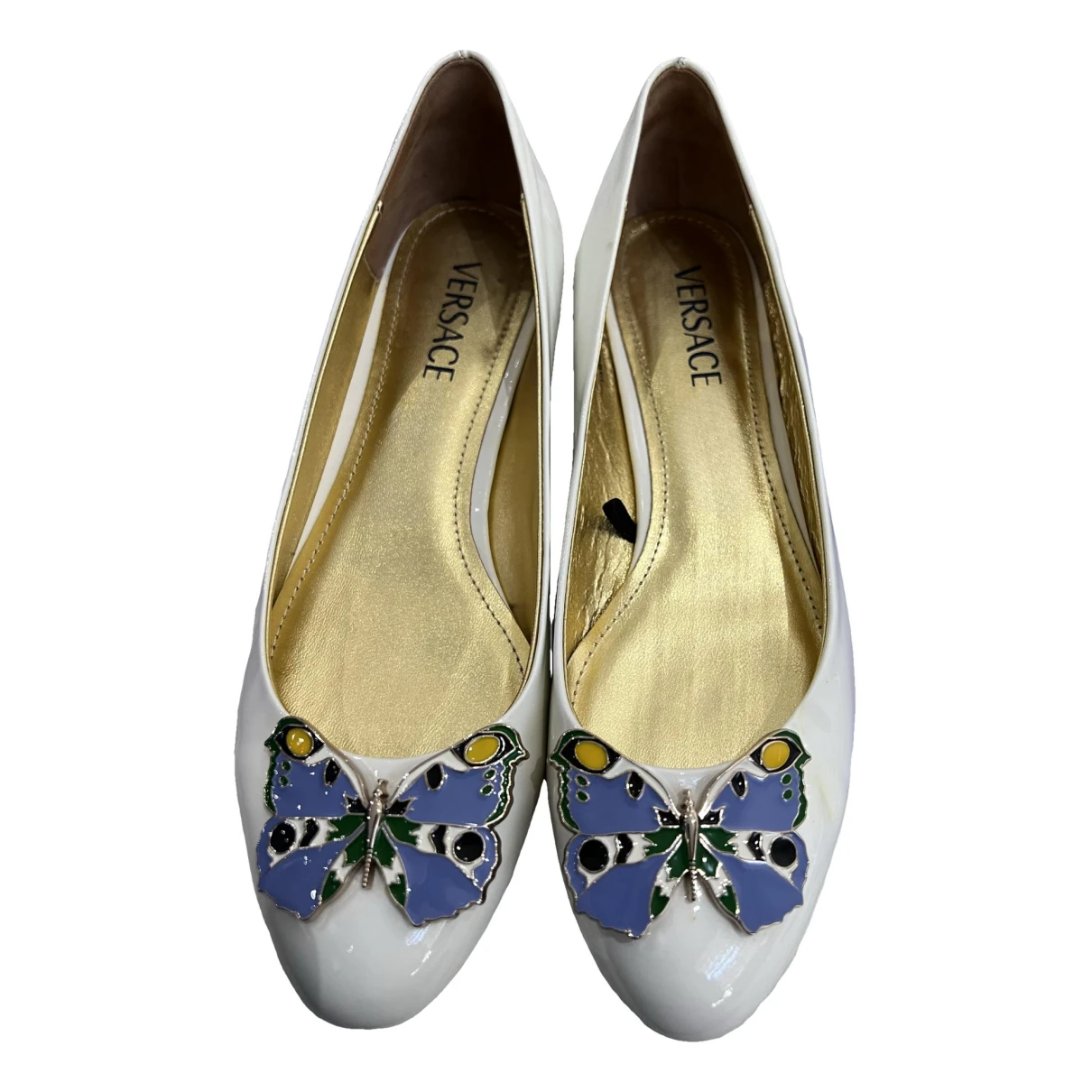 Pre-owned Versace Patent Leather Ballet Flats In White