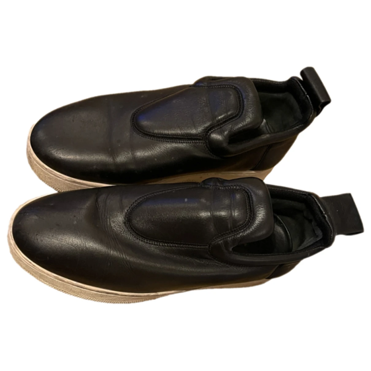 Pre-owned Celine Leather Trainers In Black