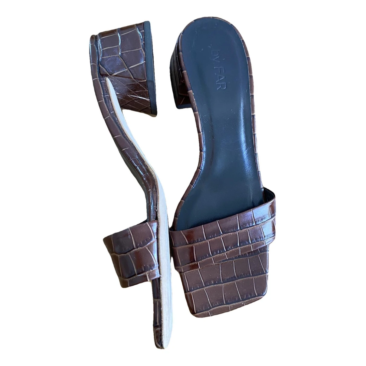 Pre-owned By Far Leather Sandal In Brown