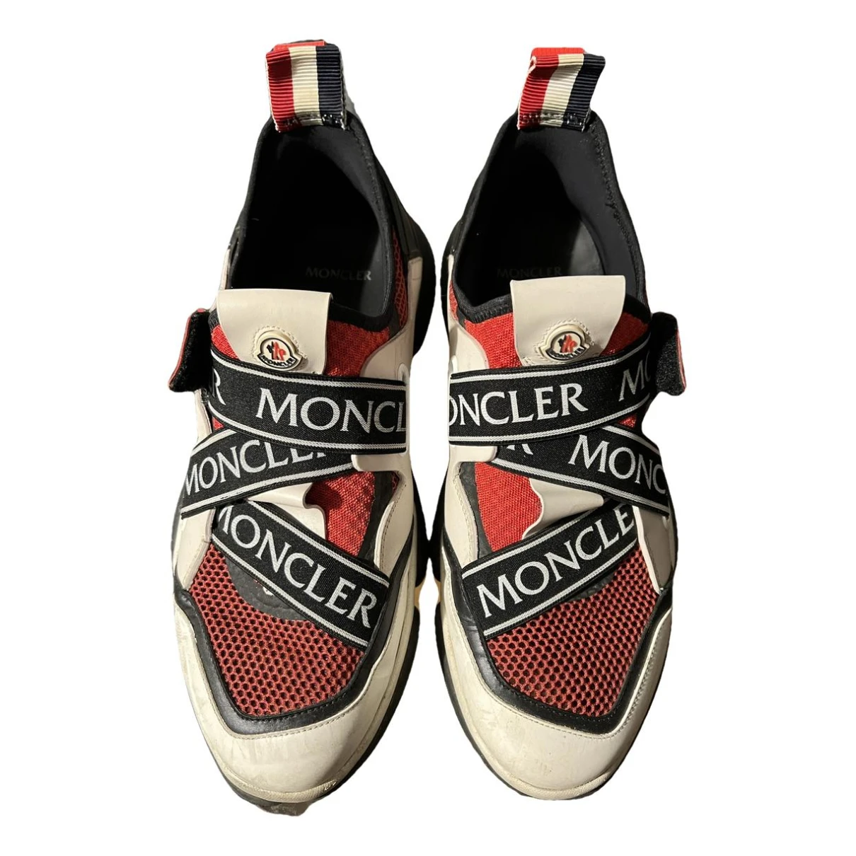 Pre-owned Moncler Low Trainers In Red