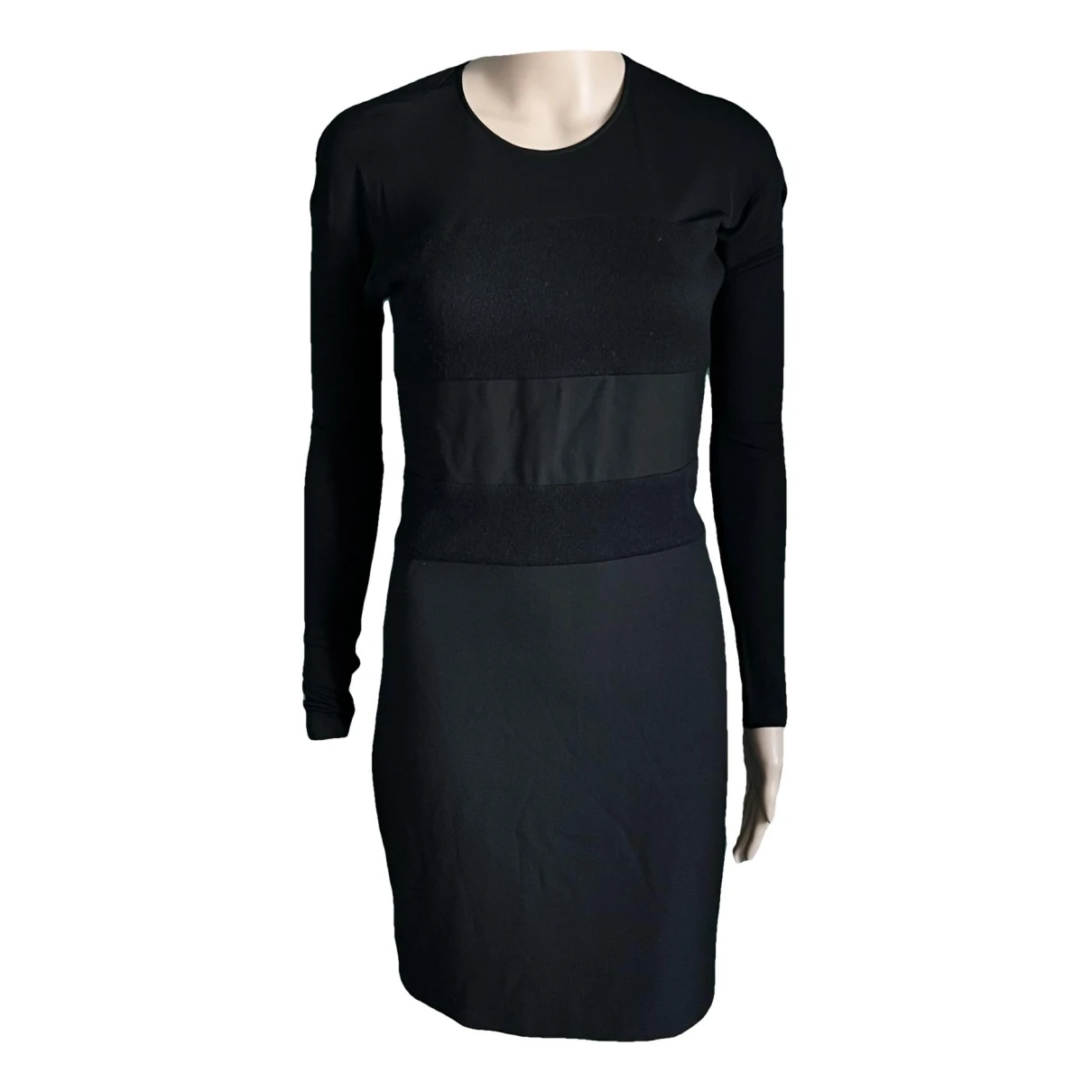 Pre-owned Hugo Boss Mid-length Dress In Black
