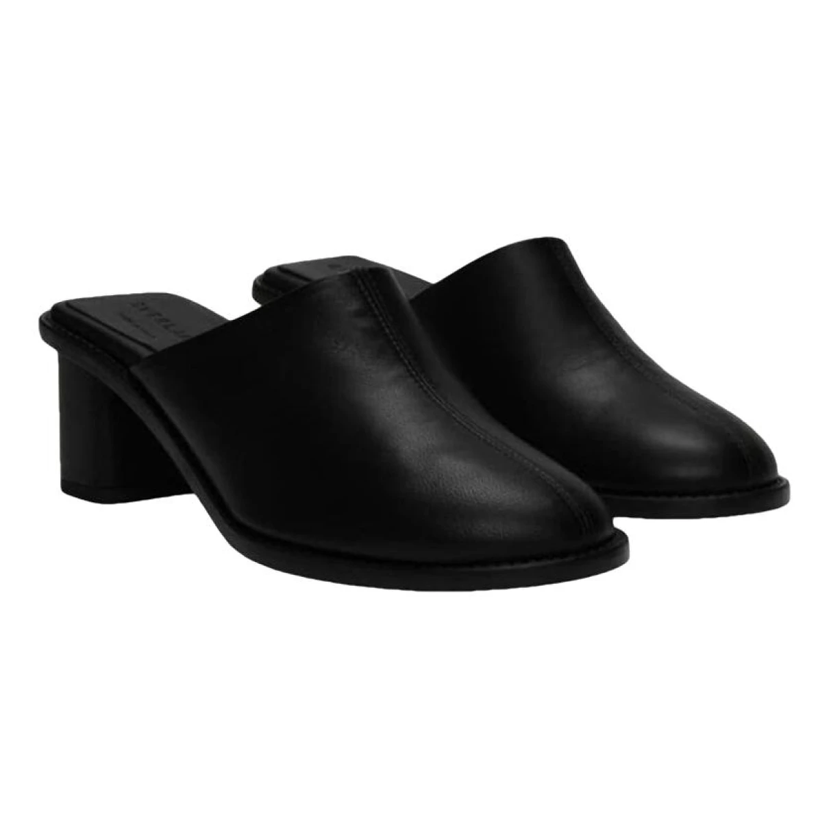Pre-owned Everlane Leather Flats In Black