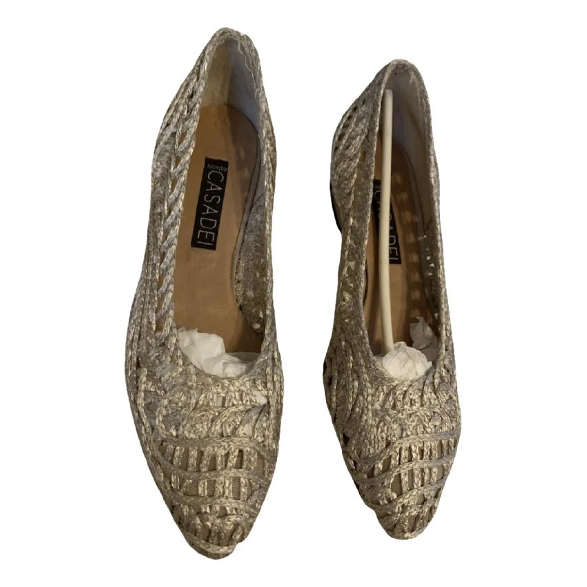 Pre-owned Casadei Leather Flats In Gold