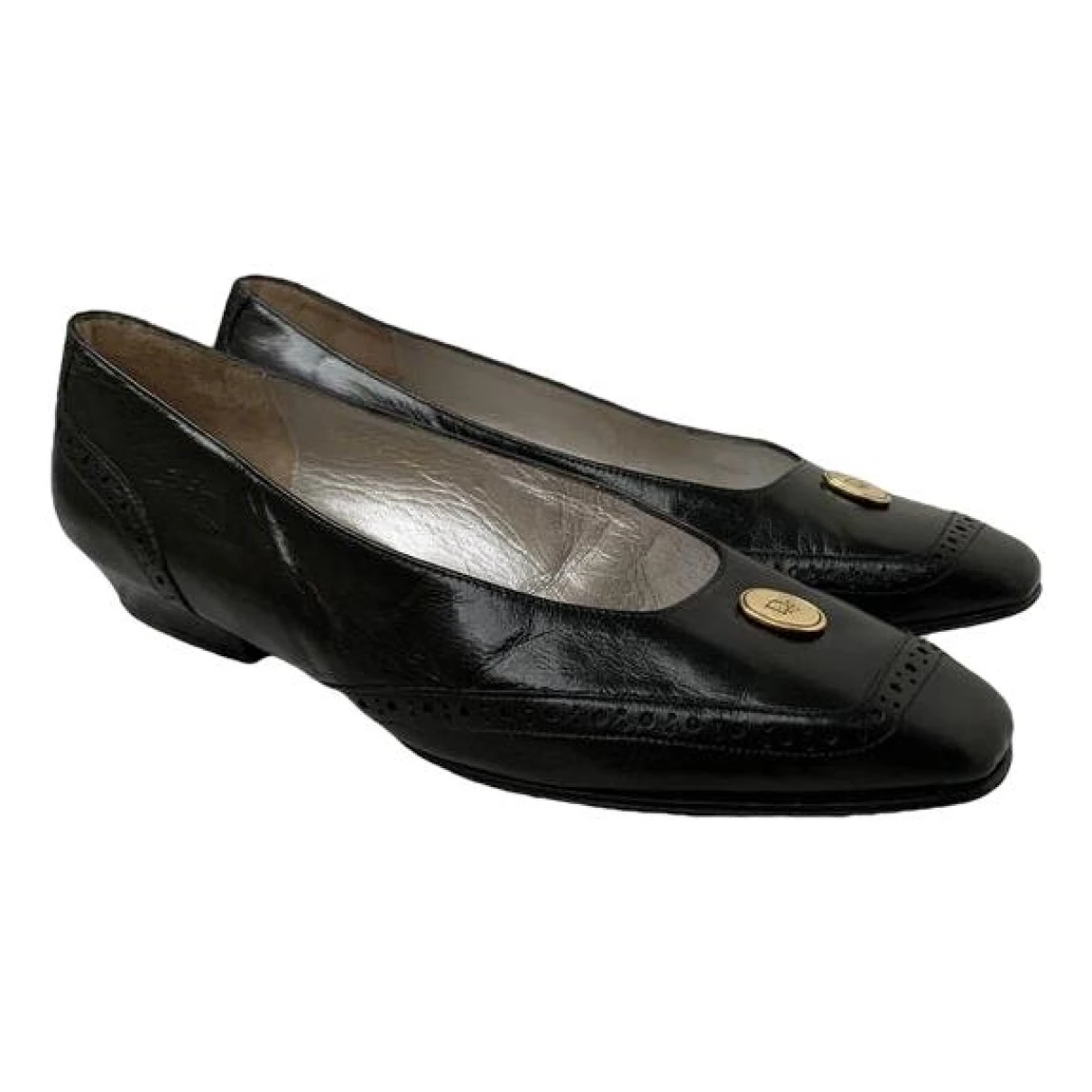 Pre-owned Dior Leather Flats In Black