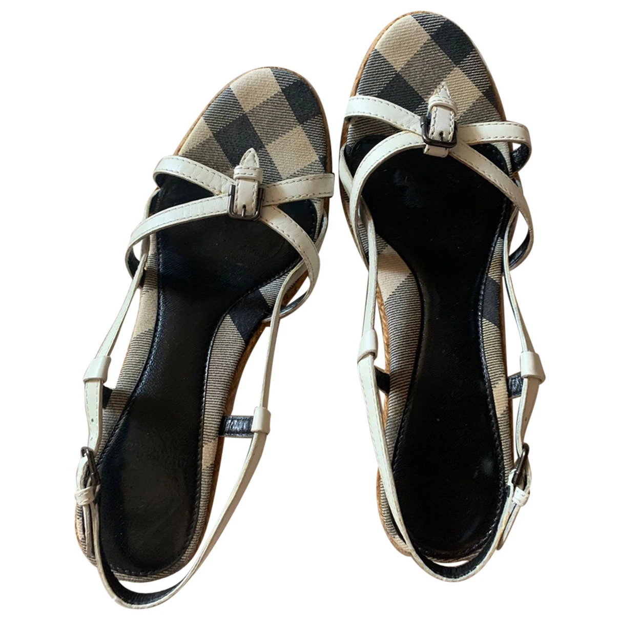 Pre-owned Burberry Leather Sandal In White