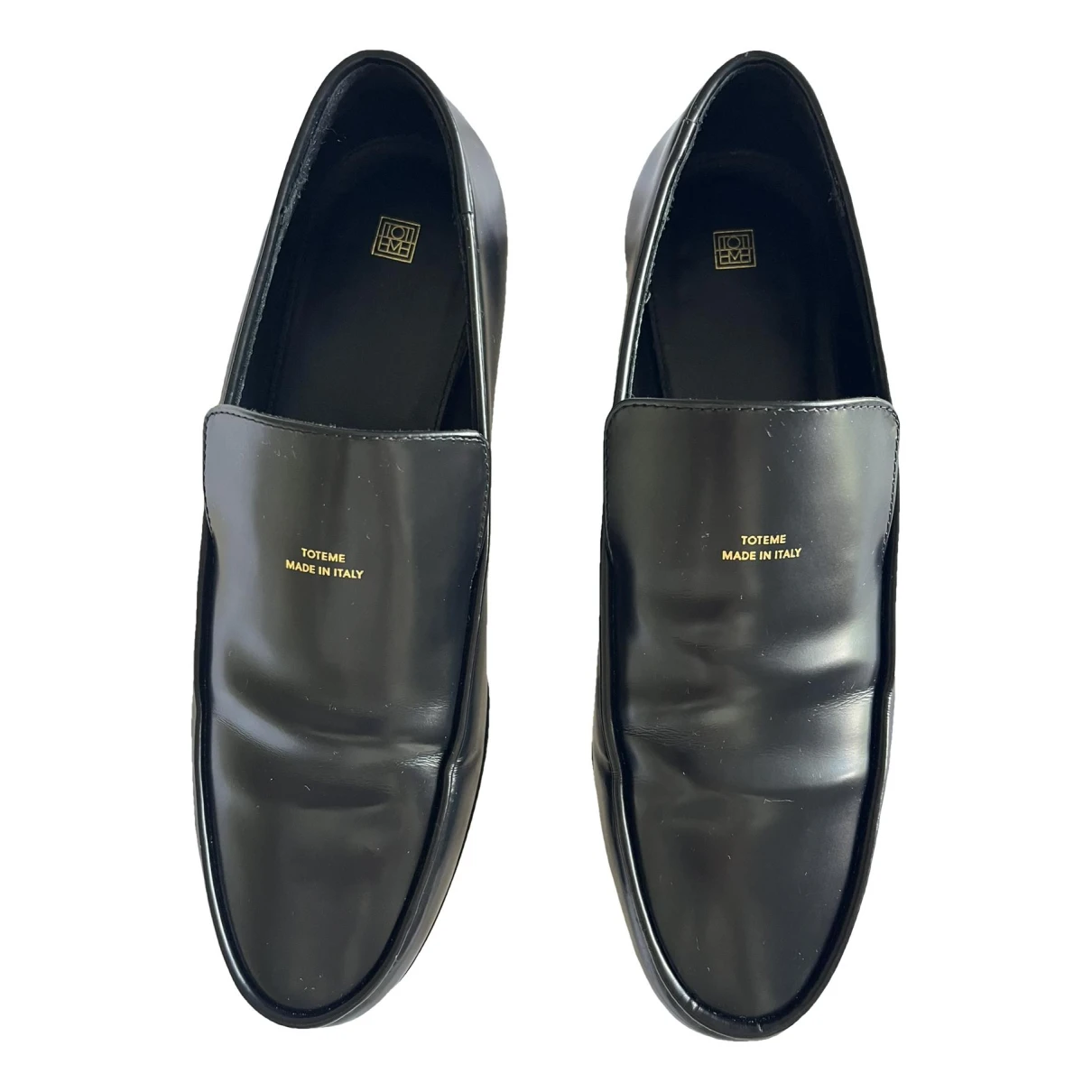 Pre-owned Totême Leather Flats In Black