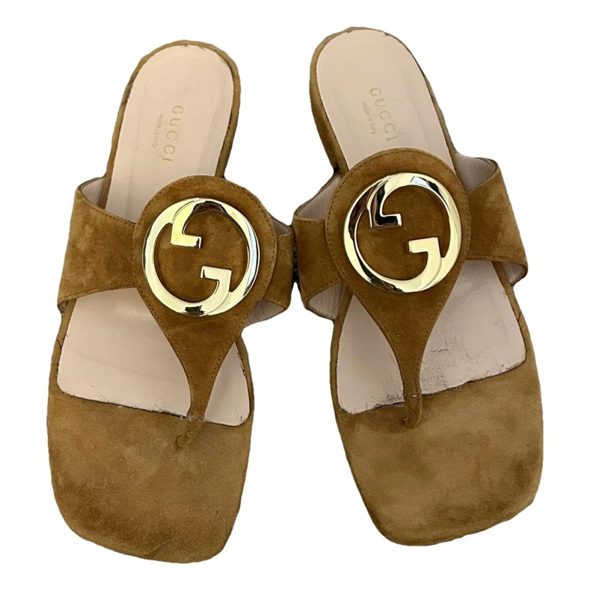 Pre-owned Gucci Double G Flip Flops In Camel