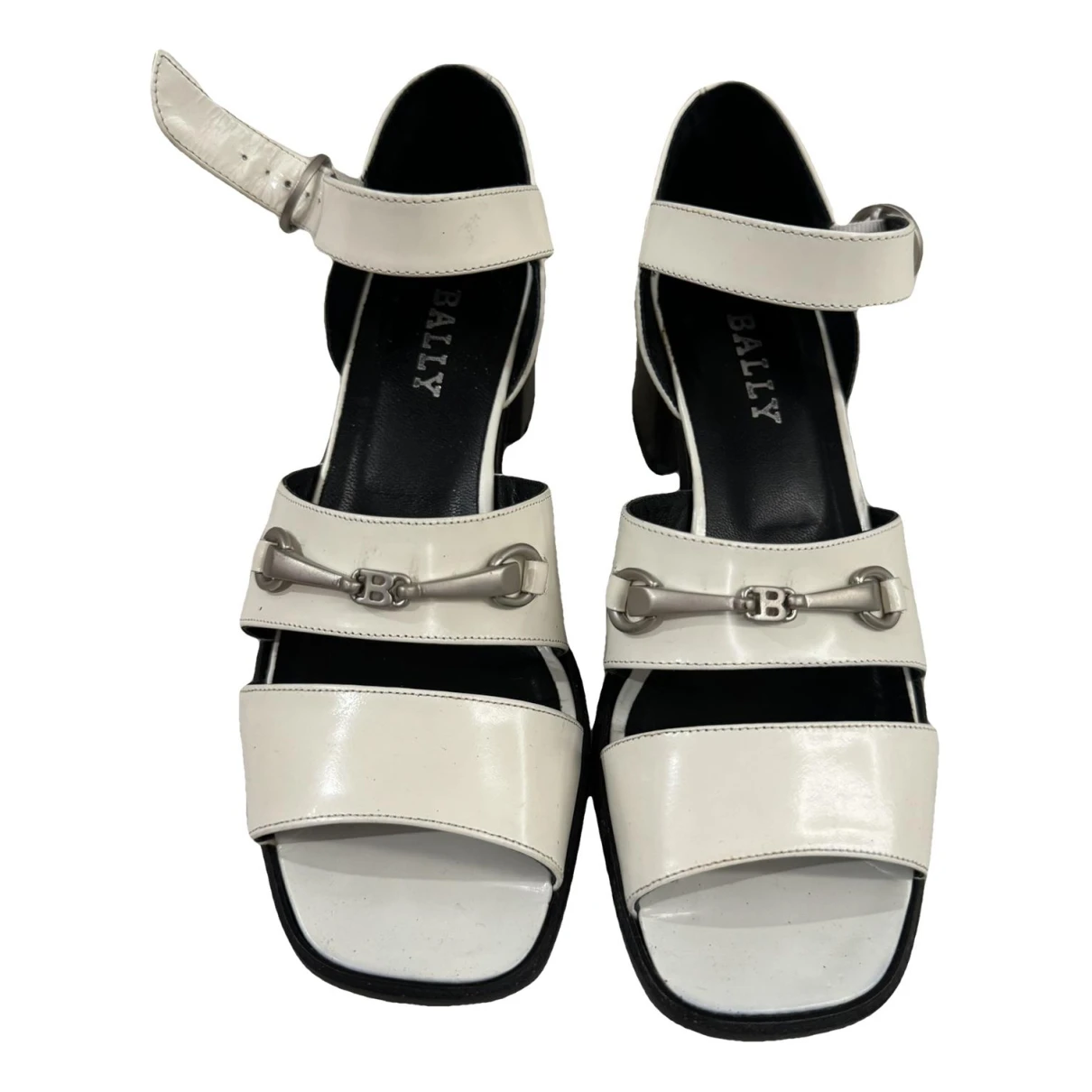Pre-owned Bally Leather Sandal In White