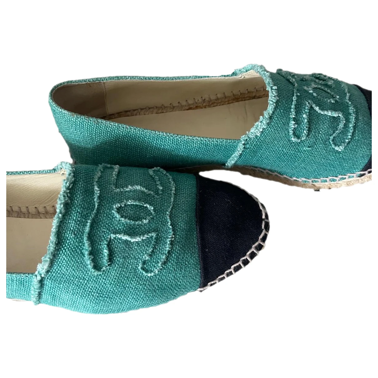 Pre-owned Chanel Cloth Espadrilles In Green