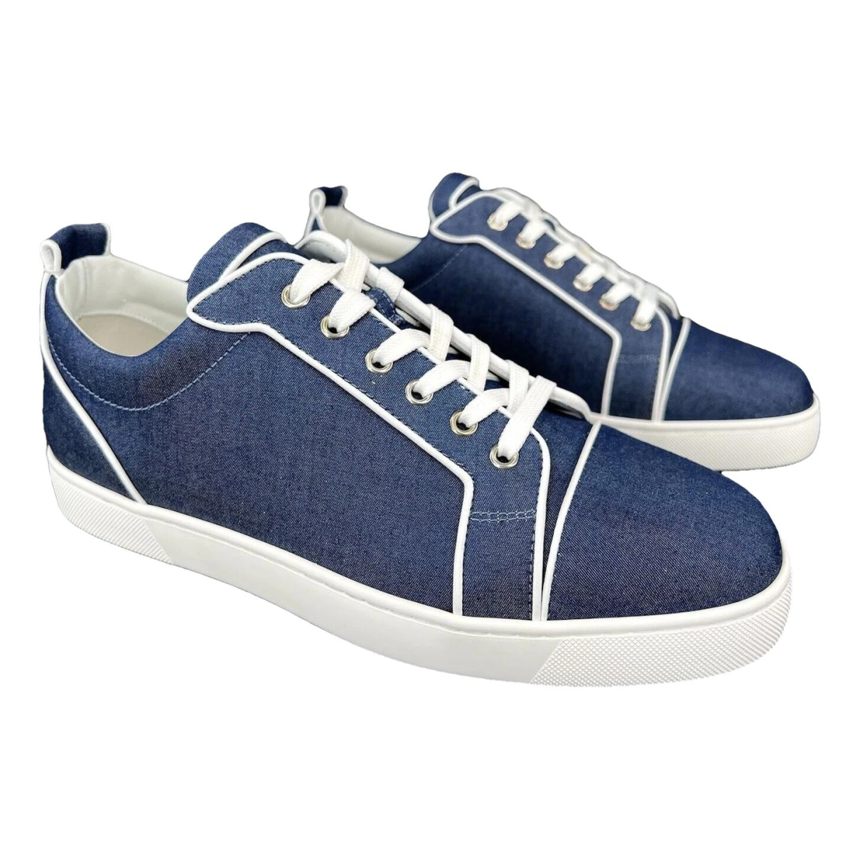 Pre-owned Christian Louboutin Cloth Low Trainers In Blue