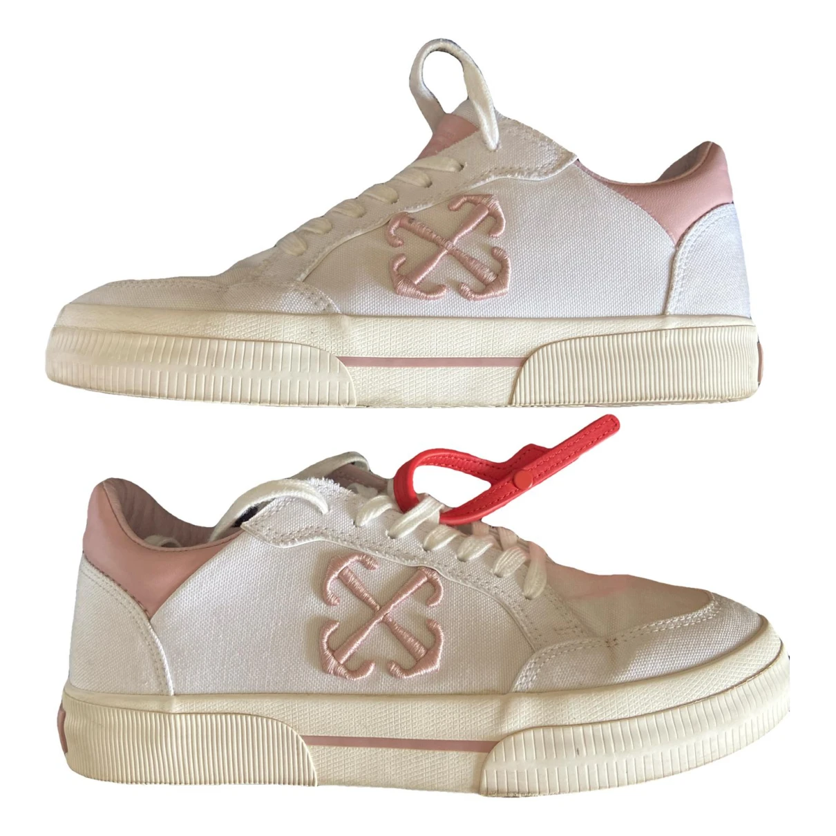 Pre-owned Off-white Vulcalized Cloth Trainers In White