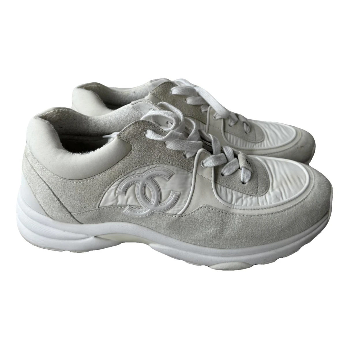 Pre-owned Chanel Cloth Low Trainers In White