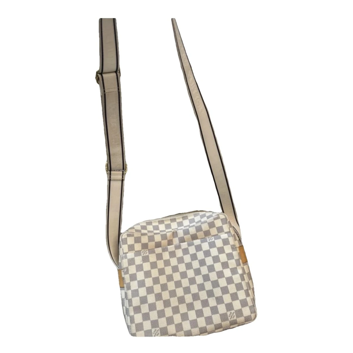 Pre-owned Louis Vuitton Naviglio Leather Crossbody Bag In White