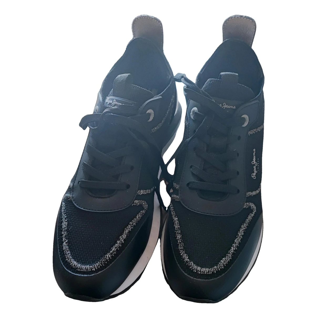 Pre-owned Pepe Jeans Trainers In Black