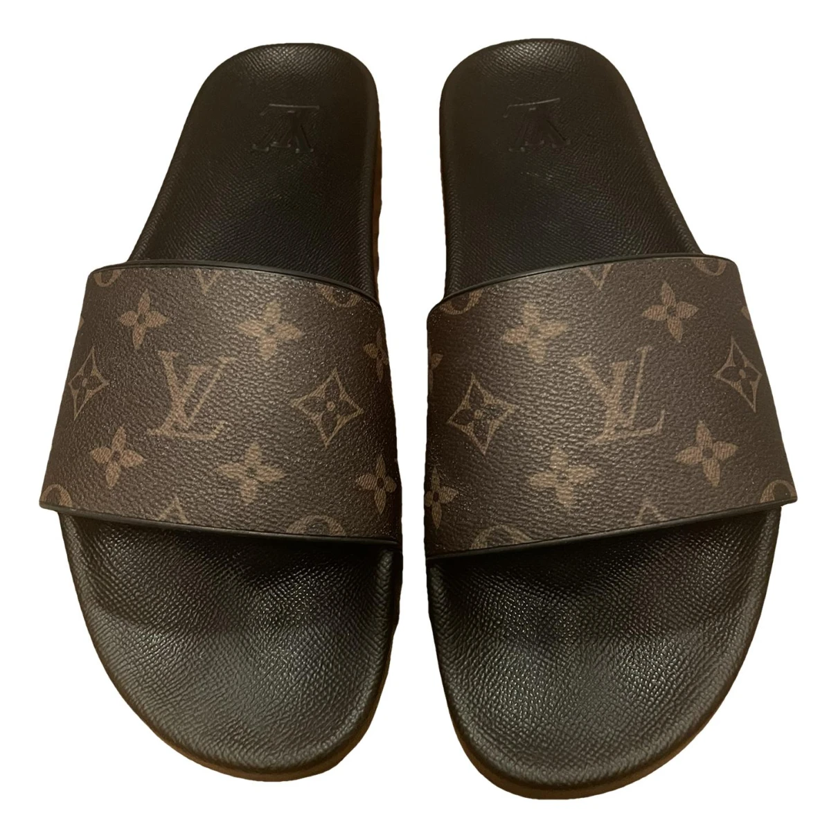 Pre-owned Louis Vuitton Waterfront Sandals In Brown