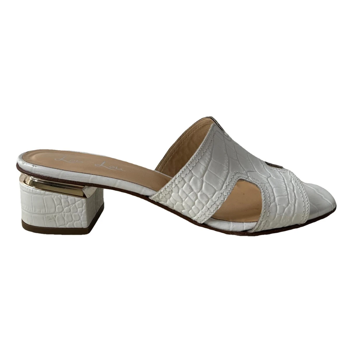 Pre-owned Loulou Leather Mules & Clogs In White