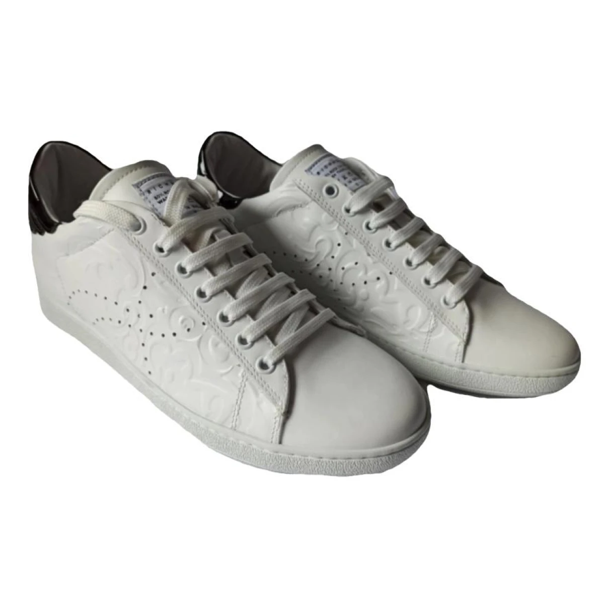 Pre-owned John Richmond Leather High Trainers In White