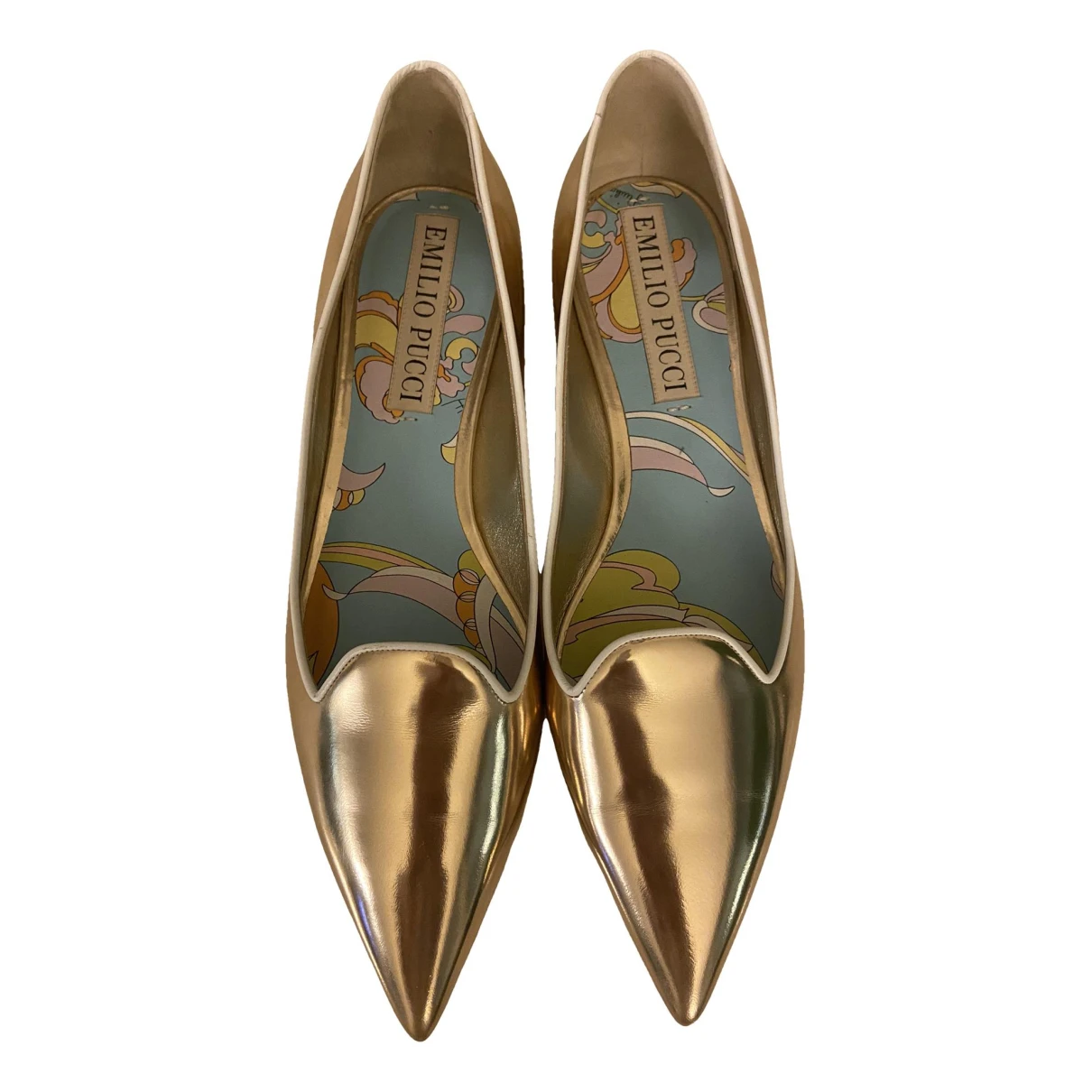 Pre-owned Emilio Pucci Patent Leather Ballet Flats In Gold