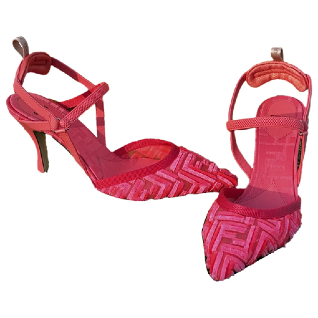 Pre-owned Fendi Colibri Velvet Heels In Pink