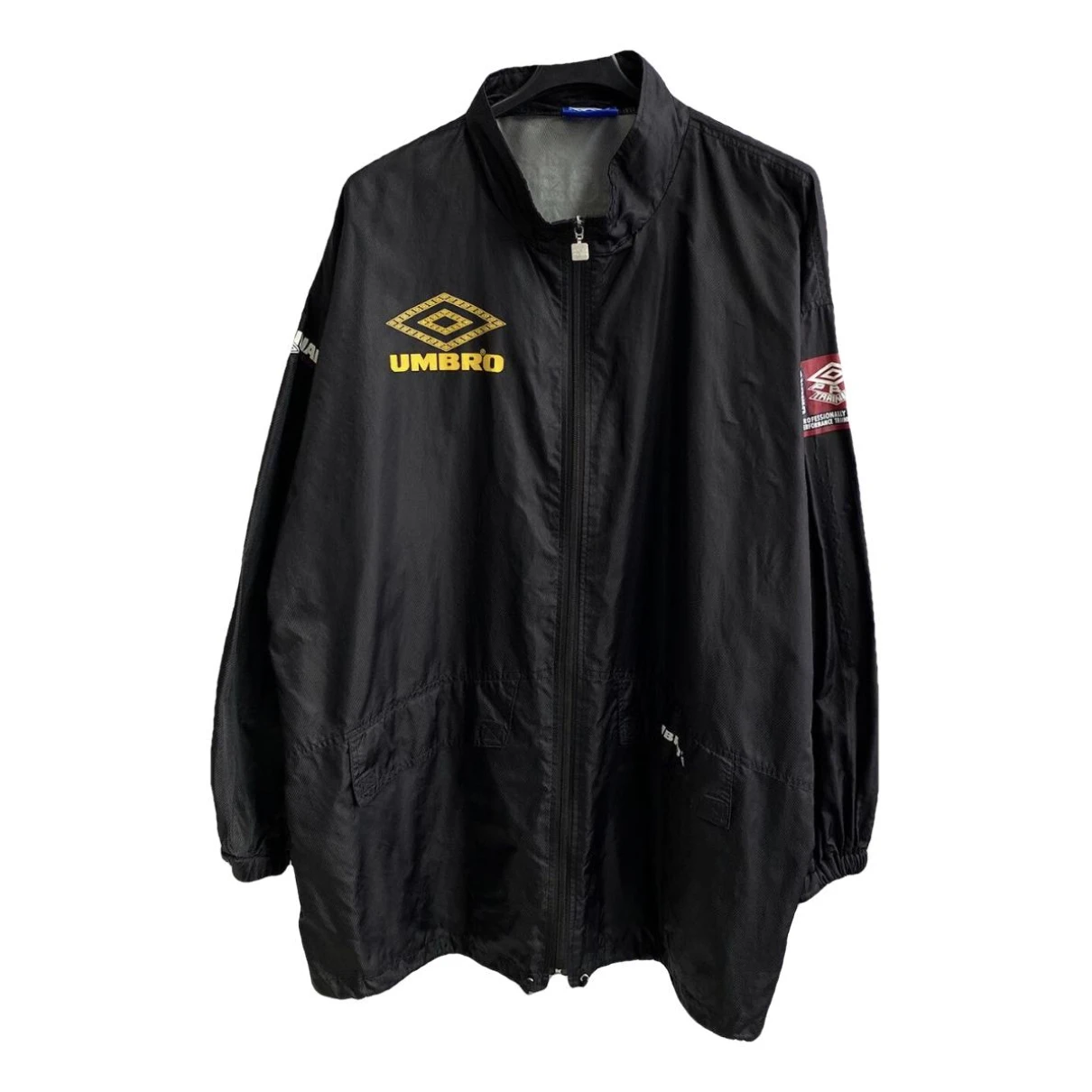 Pre-owned Umbro Jacket In Black